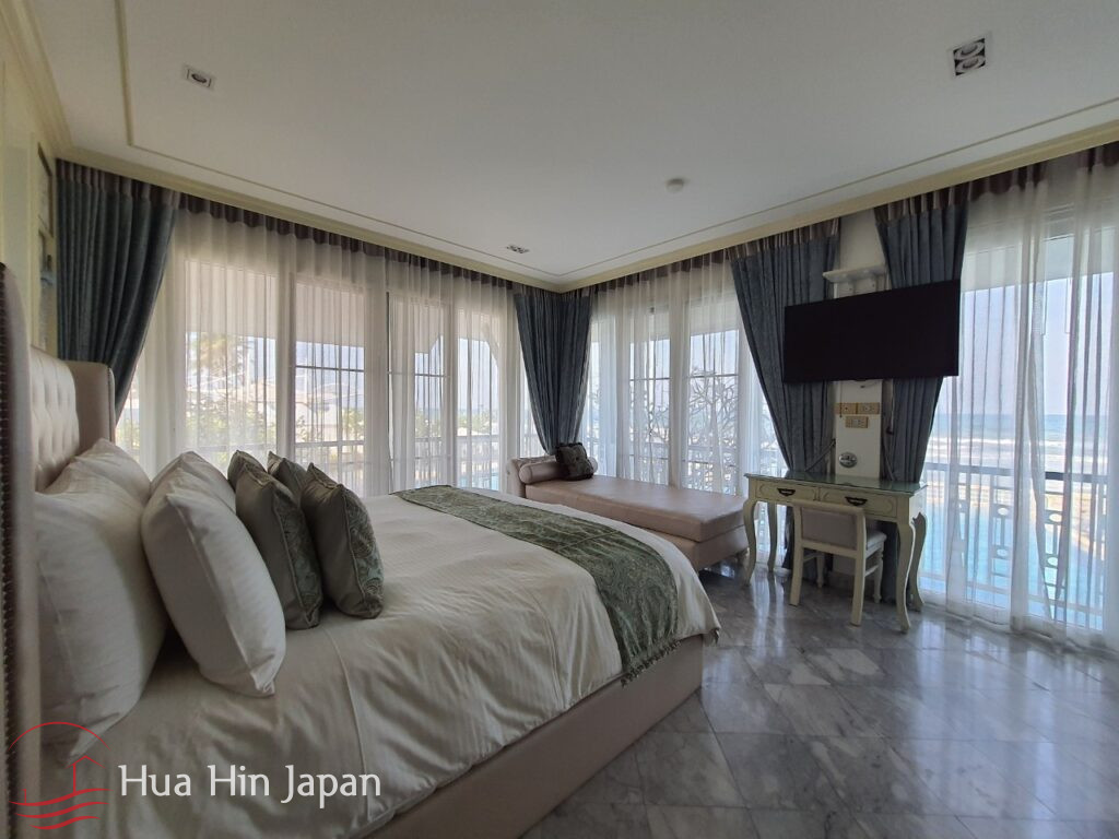 Absolute Beachfront 4 Bedroom Villa in the Centre of Khao Takiab - Khao Takiab - photo 3