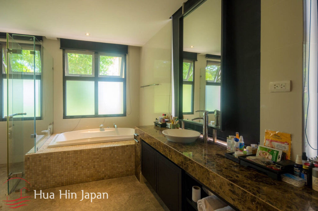 4 BDRM Mansion Right on Black Mountain Golf Course (Completed, Fully Furnished) - Hin Lek Fai - photo 5