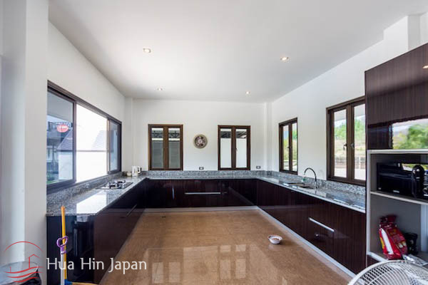 Big luxury estate villa with very large land for sale west of Hua Hin - Hin Lek Fai - photo 13