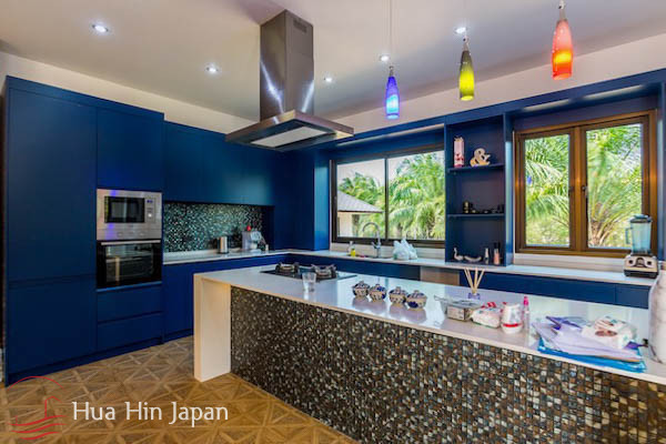 Big luxury estate villa with very large land for sale west of Hua Hin - Hin Lek Fai - photo 12