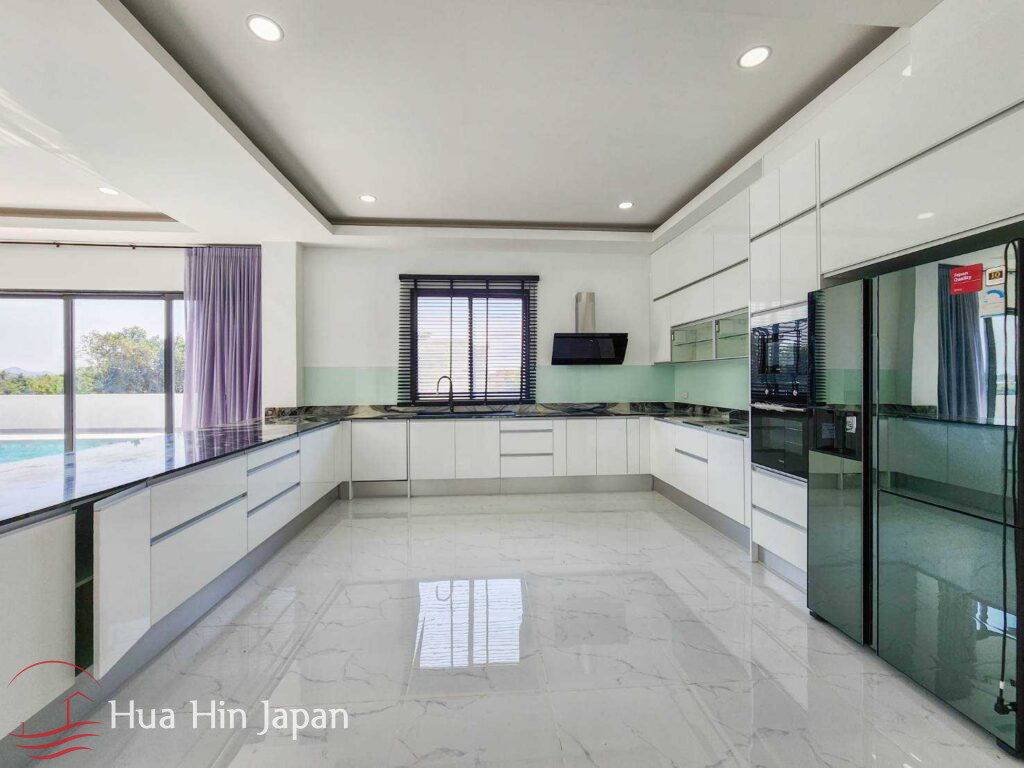 Newly Completed Modern 5 Bedroom Pool Villa with Great View, 15 min South of Hua Hin - Khao Tao - photo 16
