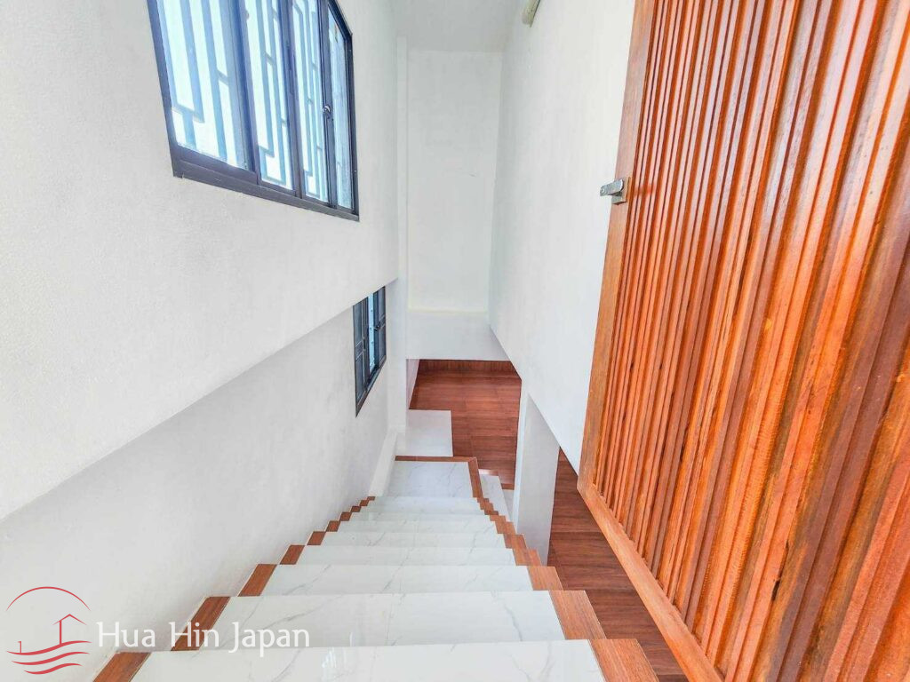 Newly Completed Modern 5 Bedroom Pool Villa with Great View, 15 min South of Hua Hin - Khao Tao - photo 11