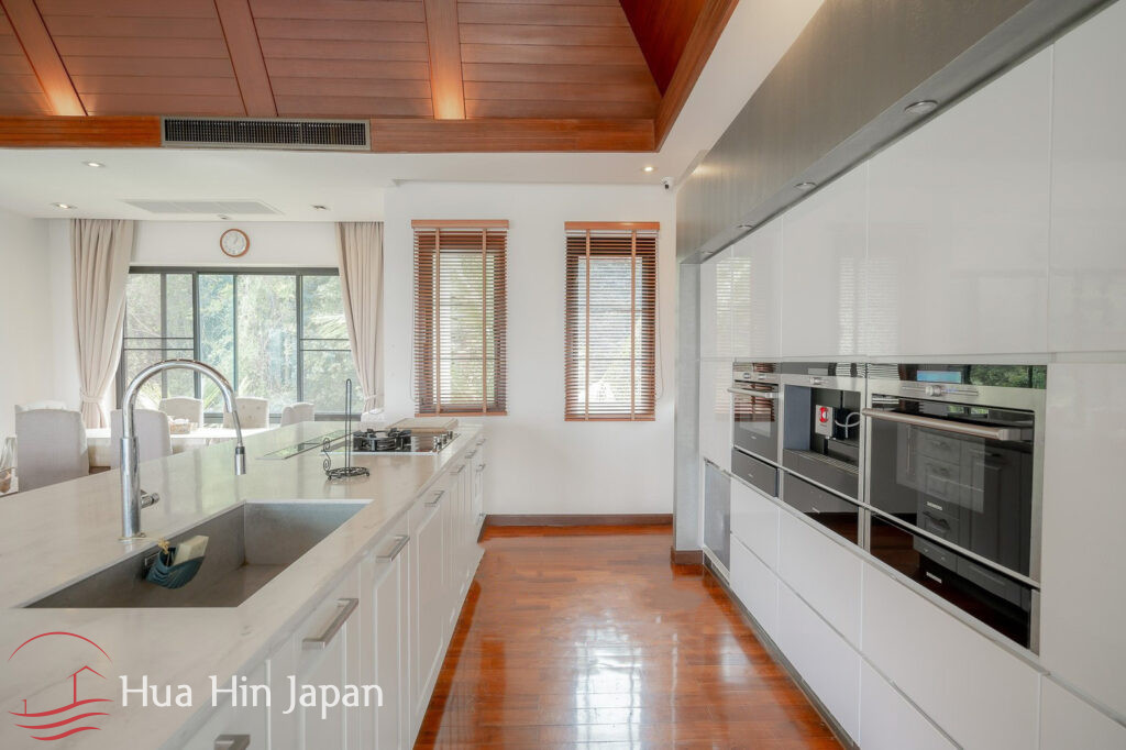A Large Sea View 4 Bedroom Balinese Pool Villa with Theater at Popular Panorama Project (Completed and Furnished) - Khao Tao - photo 11