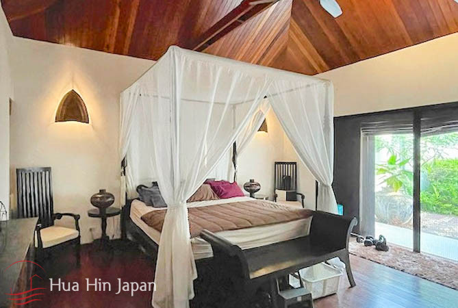 Balinese Style Luxury Villa in White Lotus Project, only 4 km to BluPort Mall (completed, Fully Furnished) - Hua Hin - photo 8