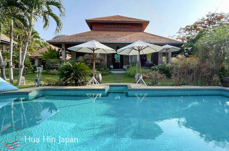 Balinese Style Luxury Villa in White Lotus Project, only 4 km to BluPort Mall (completed, Fully Furnished) - Hua Hin - photo 4