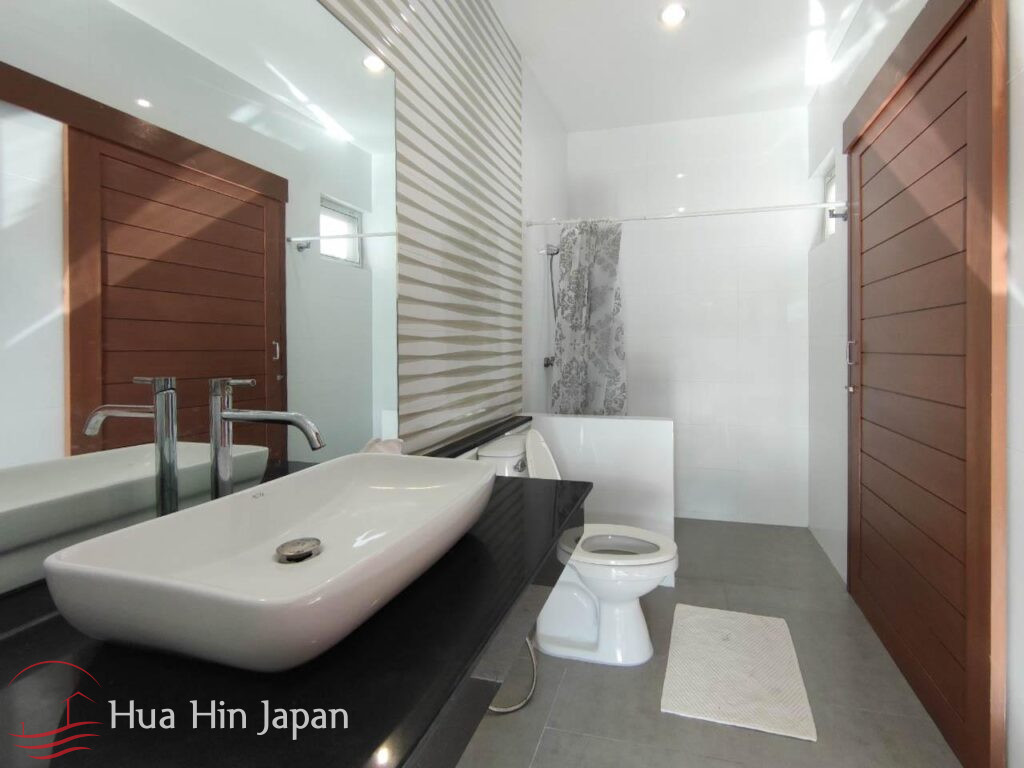 Beautiful 3 Bedrooms House Close To Makro Hua Hin (Completed, Fully Furnished) - Hin Lek Fai - photo 8