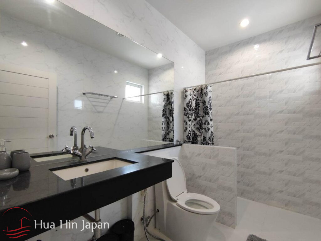 Beautiful 3 Bedrooms House Close To Makro Hua Hin (Completed, Fully Furnished) - Hin Lek Fai - photo 4