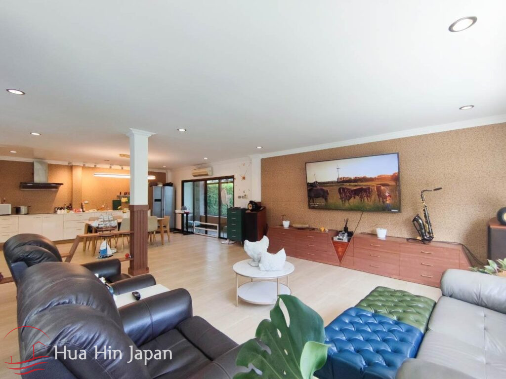 Recently Renovated 3 Bedroom Pool Villa Inside Popular Heights II Project for Sale Near Khao Tao Beach - Khao Tao - photo 16