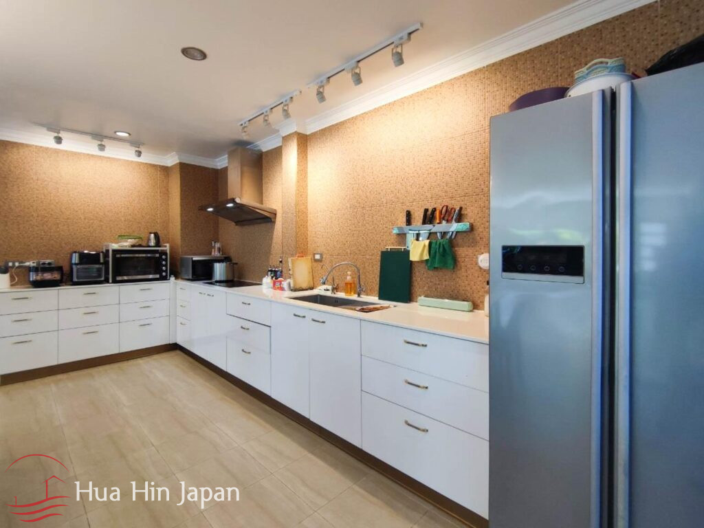 Recently Renovated 3 Bedroom Pool Villa Inside Popular Heights II Project for Sale Near Khao Tao Beach - Khao Tao - photo 14