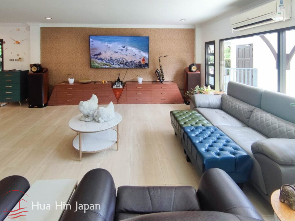 Recently Renovated 3 Bedroom Pool Villa Inside Popular Heights II Project for Sale Near Khao Tao Beach - Khao Tao - photo 11