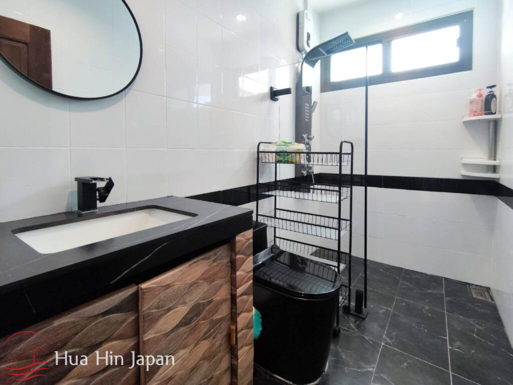 Recently Renovated 3 Bedroom Pool Villa Inside Popular Heights II Project for Sale Near Khao Tao Beach - Khao Tao - photo 9