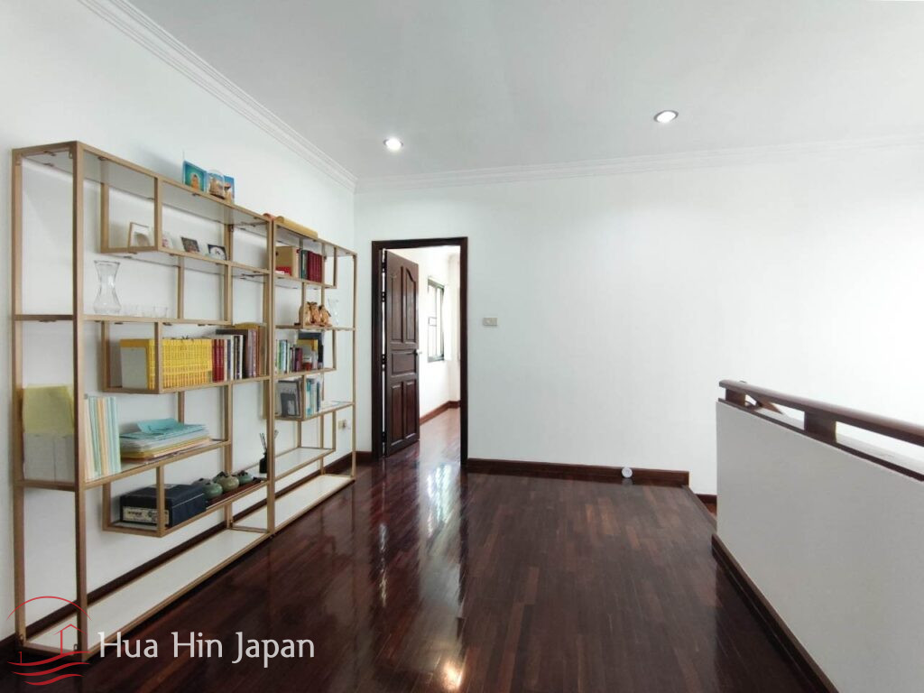 Recently Renovated 3 Bedroom Pool Villa Inside Popular Heights II Project for Sale Near Khao Tao Beach - Khao Tao - photo 8