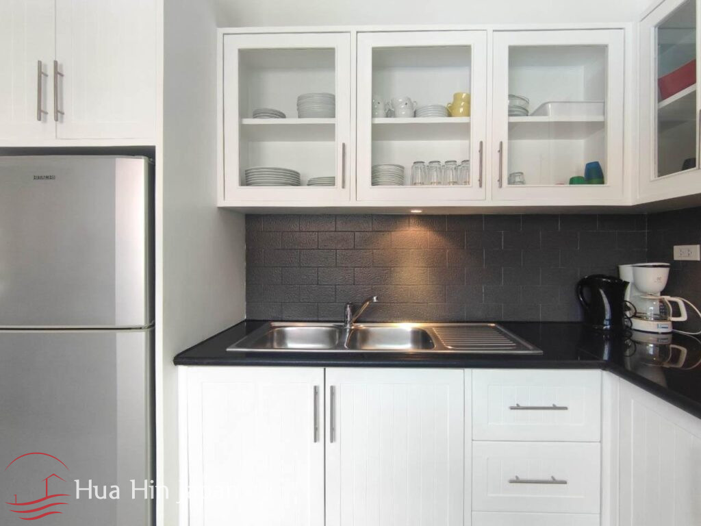 Prime Location: Renovated 3-Bedroom Pool Villa | Very Close to Black Mountain &amp; Hua Hin International School - Hin Lek Fai - photo 5