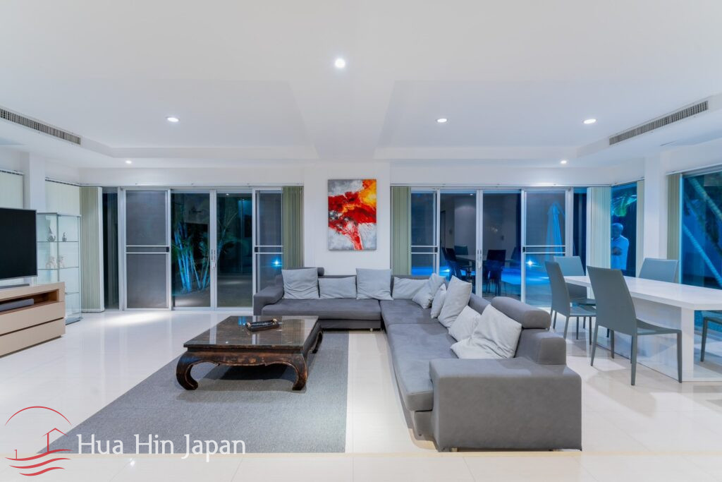 4 Bedroom Contemporary Design on Course Pool Villa at Palm Hills Golf for Sale - Cha-Am - photo 11