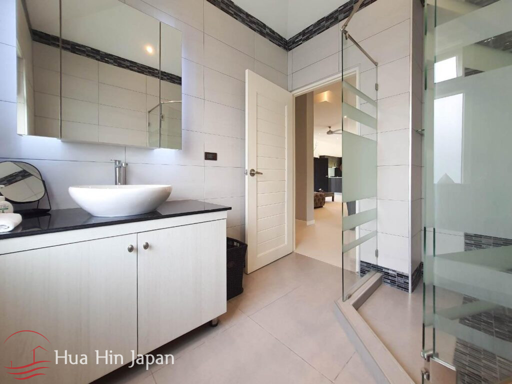Well Maintained 3 Bedroom Pool Villa for Rent in Popular Mali Residence Project Near Bluport - Hua Hin - photo 5