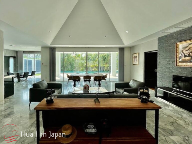 Modern Design Executive Pool Villa for Sale in Prestigious Baan Ing Phu Project near Black Mountain Golf Hua Hin - Hua Hin - photo 16