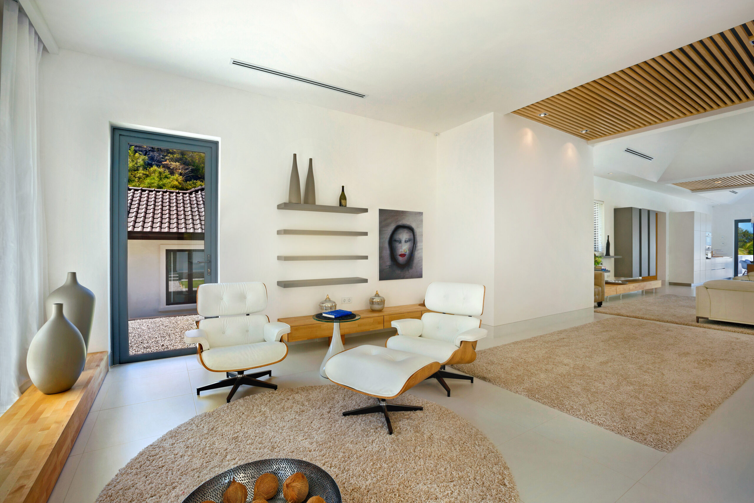 Visual Reference: Balinese Style Executive Mansion With Stunning Sea And Mountain View