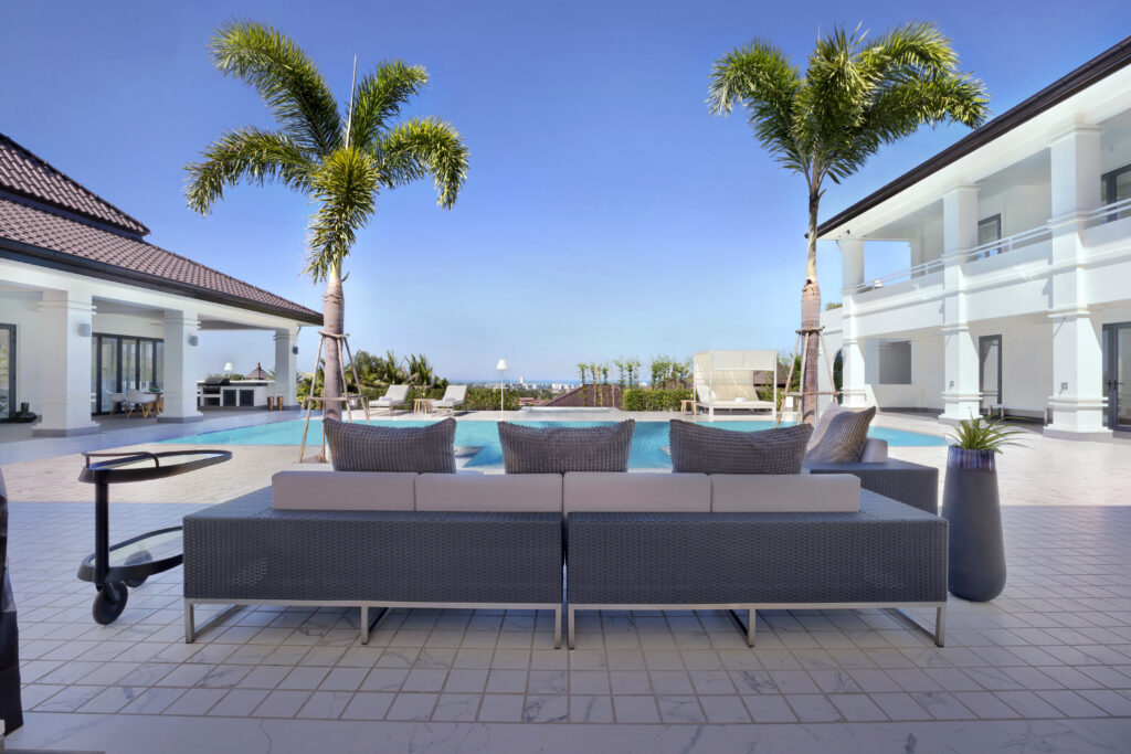 Balinese Style Executive Mansion With Stunning Sea and Mountain View Inside BelVida Estates Hua Hin for Sale (Completed & Fully Furnished) - Hua Hin - photo 10