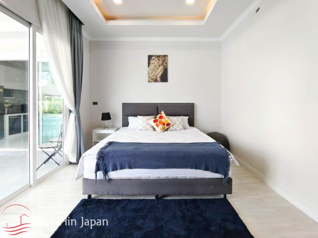 New 3 Bedroom Luxury Pool Villas In Soi 88, Close To Downtown Hua Hin (Completed &amp; Semi-Completed) - Hua Hin - photo 12