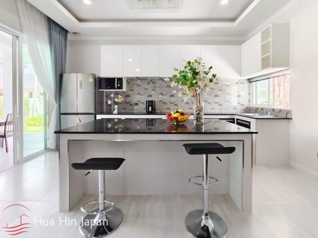 New 3 Bedroom Luxury Pool Villas In Soi 88, Close To Downtown Hua Hin (Completed &amp; Semi-Completed) - Hua Hin - photo 9