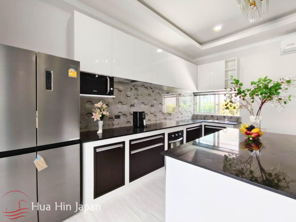 New 3 Bedroom Luxury Pool Villas In Soi 88, Close To Downtown Hua Hin (Completed &amp; Semi-Completed) - Hua Hin - photo 6
