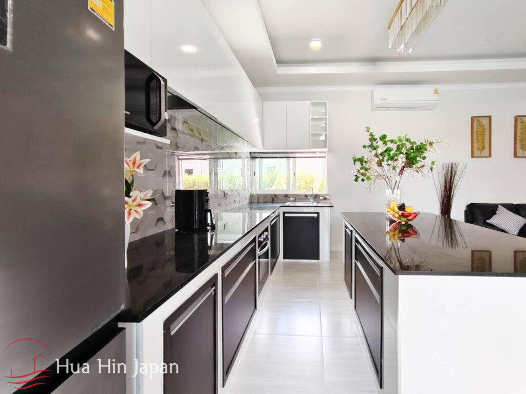 New 3 Bedroom Luxury Pool Villas In Soi 88, Close To Downtown Hua Hin (Completed &amp; Semi-Completed) - Hua Hin - photo 5