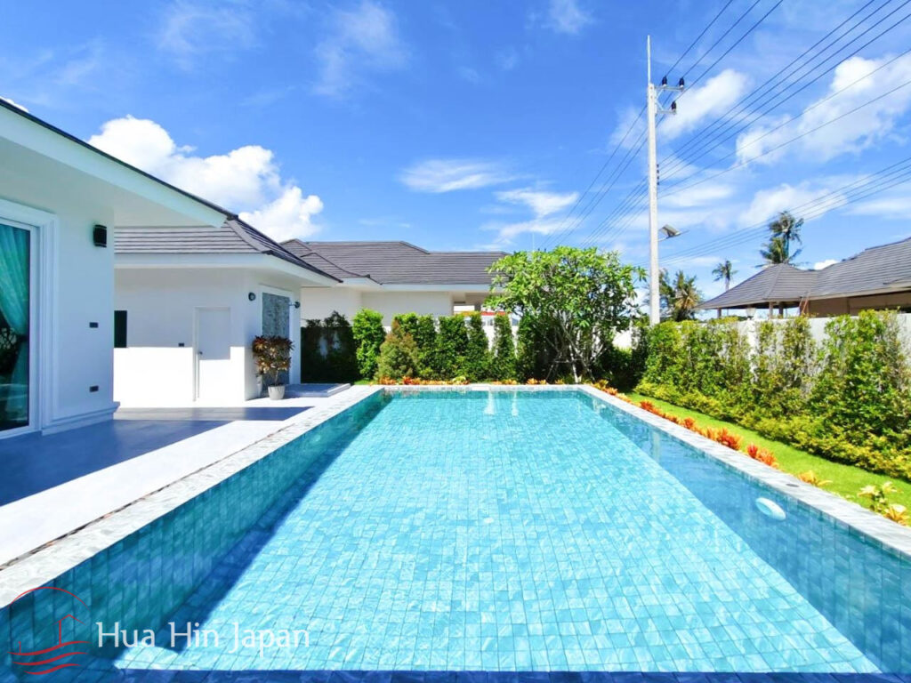 New 3 Bedroom Luxury Pool Villas In Soi 88, Close To Downtown Hua Hin (Completed &amp; Semi-Completed) - Hua Hin - photo 3