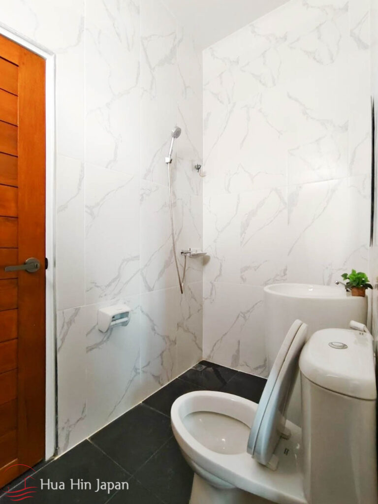 New 3 Bedroom Luxury Pool Villas In Soi 88, Close To Downtown Hua Hin (Off-Plan) - Hua Hin - photo 9