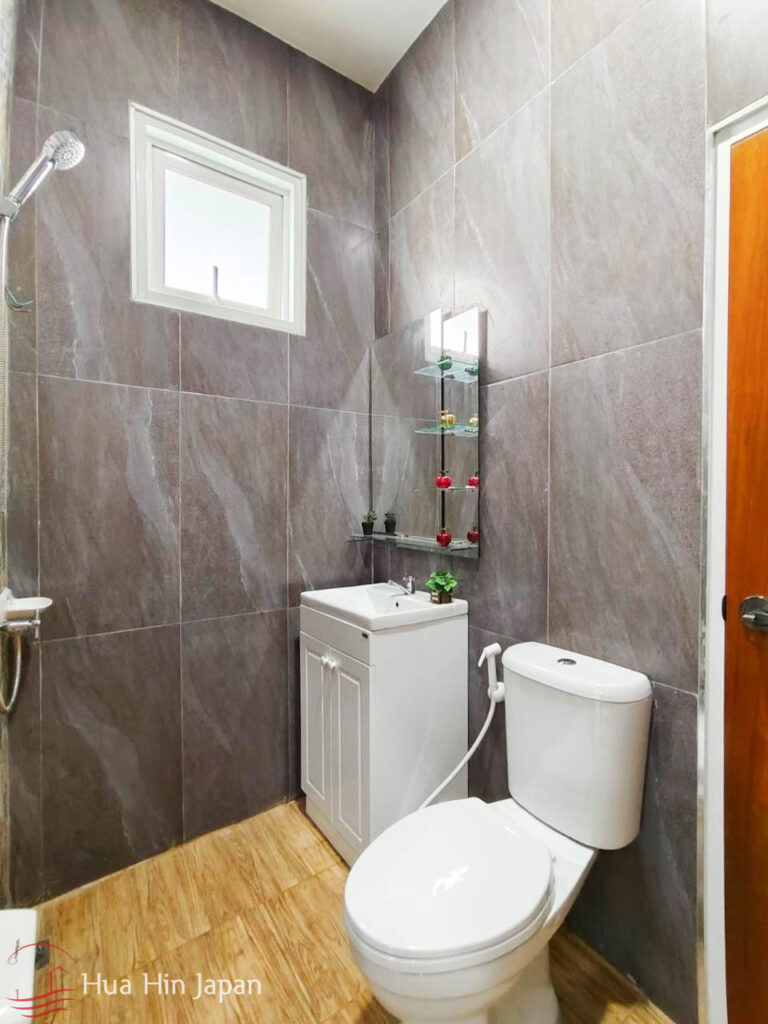 New 3 Bedroom Luxury Pool Villas In Soi 88, Close To Downtown Hua Hin (Off-Plan) - Hua Hin - photo 6