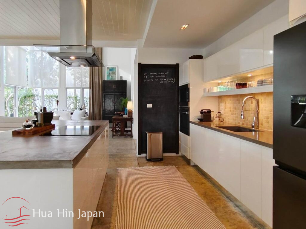 **Mint Condition** 4 bedroom Contemporary Design Villa Located inside Blue Lagoon Resort attached to Sheraton Hua Hin - Hua Hin - photo 8