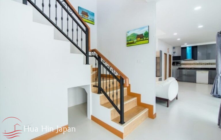 Great Location! 4 Bedroom House with Private Pool for Sale in Soi 102 Hua Hin, Near Bluport (Fully Furnished) - Soi 102 - photo 2