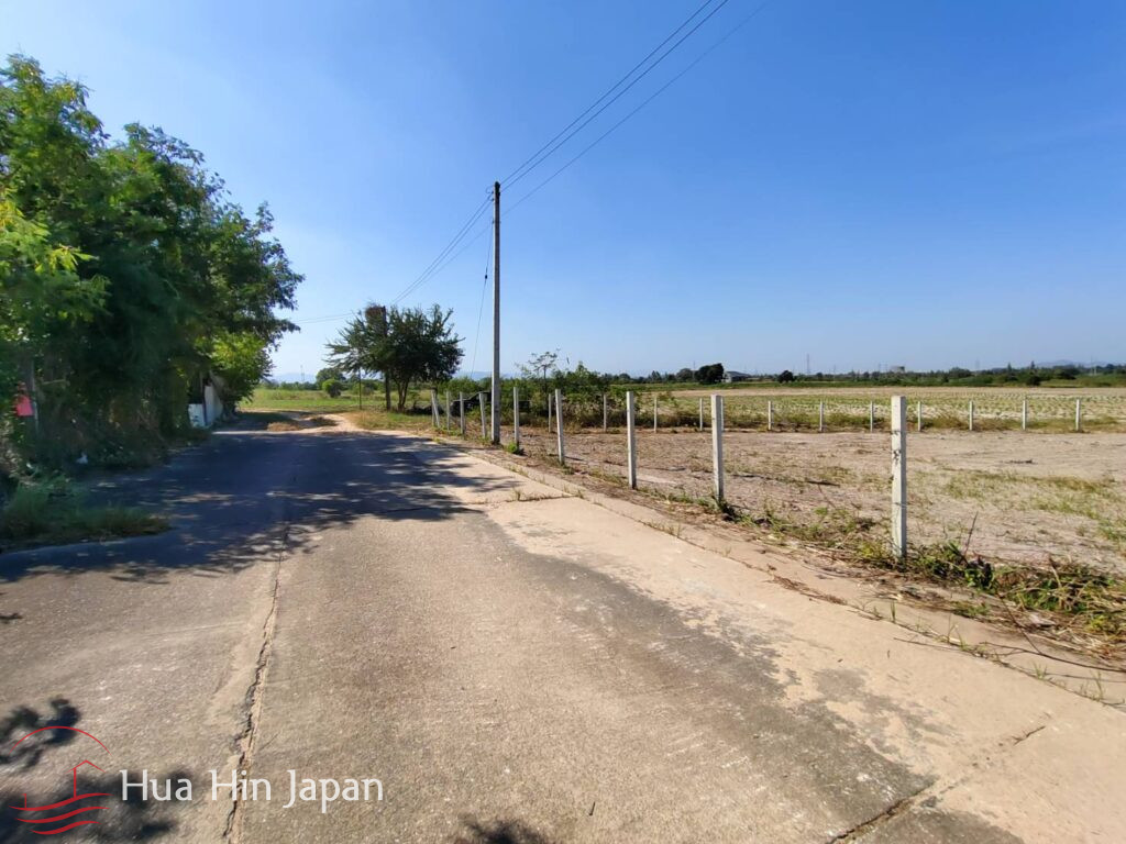 Land For Sale Off Soi Hua Hin 112 Only 10 Minute To Bluport Shopping Mall - Hua Hin - photo 2
