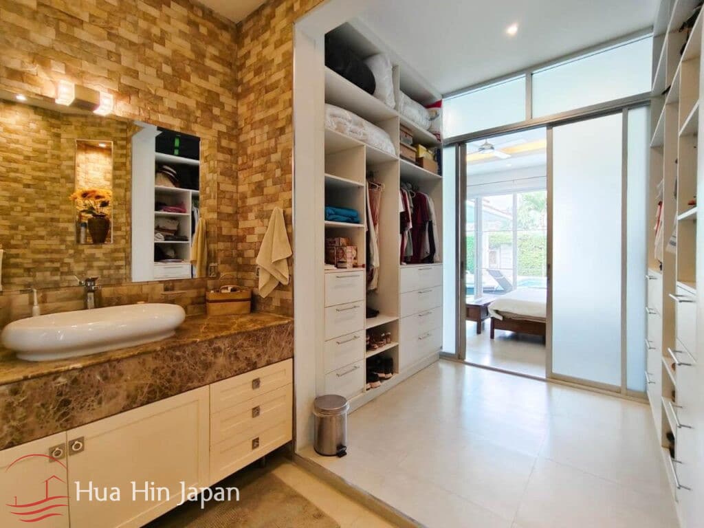 **Huge Price Reduction!** Recently Renovated 3 Bedroom Pool Villa in Popular Red Mountain Waterside Project Off Soi 88 in Hua Hin for Sale (Completed & Fully Furnished) - Hua Hin - photo 5