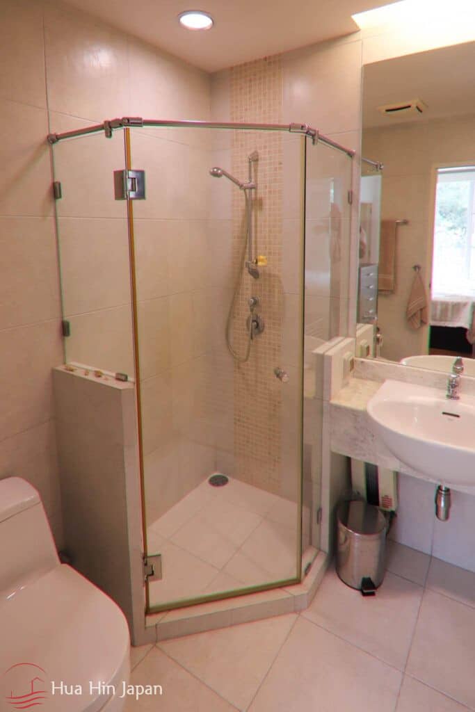 Baan San Ploen Downtown Beachfront Condo for Sale Hua Hin - Hua Hin - photo 11