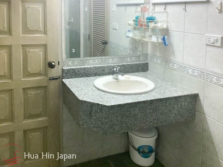 Baan Rabiang Chan Seaview 7th Floor condo for sale north of Hua Hin - Hua Hin - photo 11