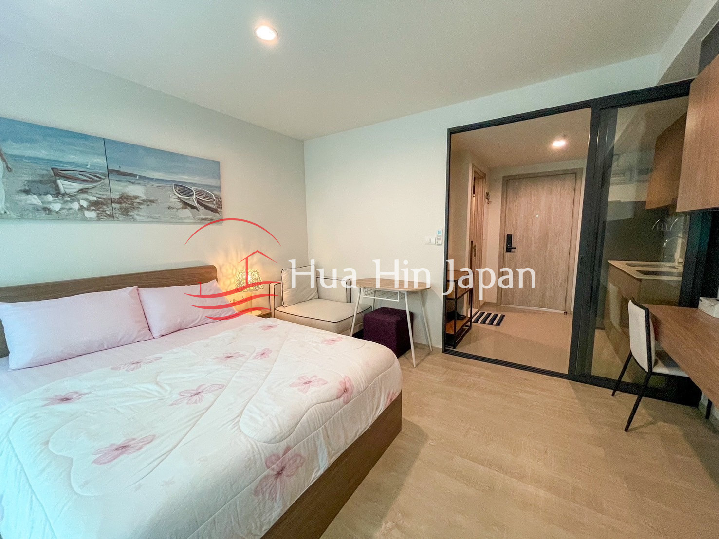 Studio Room inside Popular La Casita Luxurious Condo in Hua Hin Centre for Sale (Completed, Furnished) - Hua Hin - photo 12