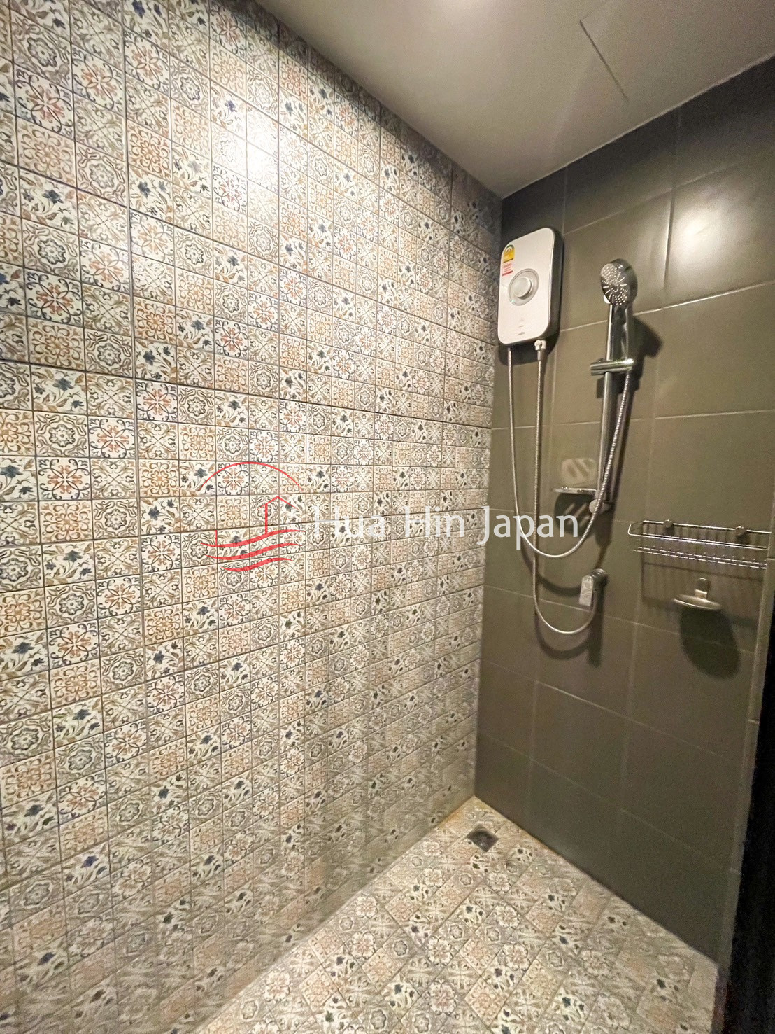 Studio Room inside Popular La Casita Luxurious Condo in Hua Hin Centre for Sale (Completed, Furnished) - Hua Hin - photo 11