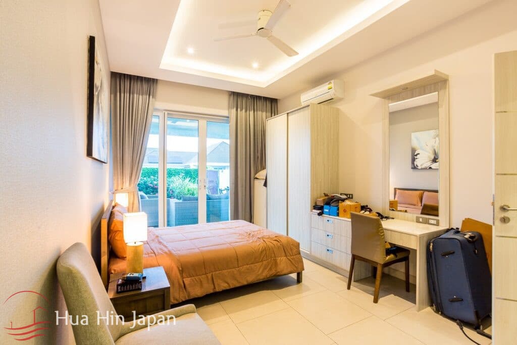 A Solid and Spacious 3 Bedroom Pool Villa in Popular Baan Phu Thara project near Black Mountain Golf for Sale in Hua Hin - Hua Hin - photo 7