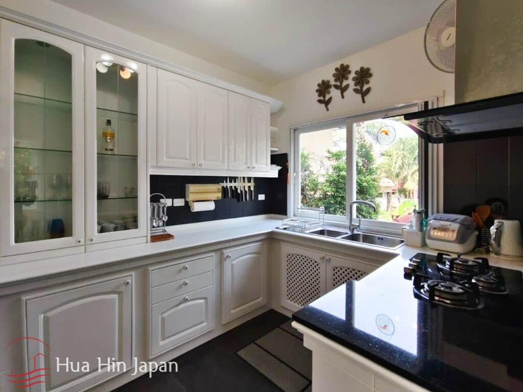Modern 2 Story House on Soi 70 very close to Hua Hin centre for Sale - Hin Lek Fai - photo 14