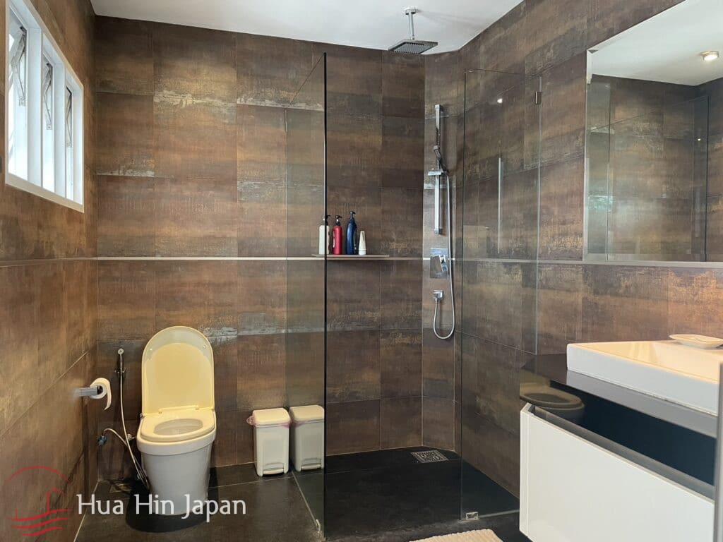 Fully Renovated, Beautiful 2 Bedroom Unit for Rent at Baan Ing Phu near Black Mountain, Hua Hin - Hua Hin - photo 4
