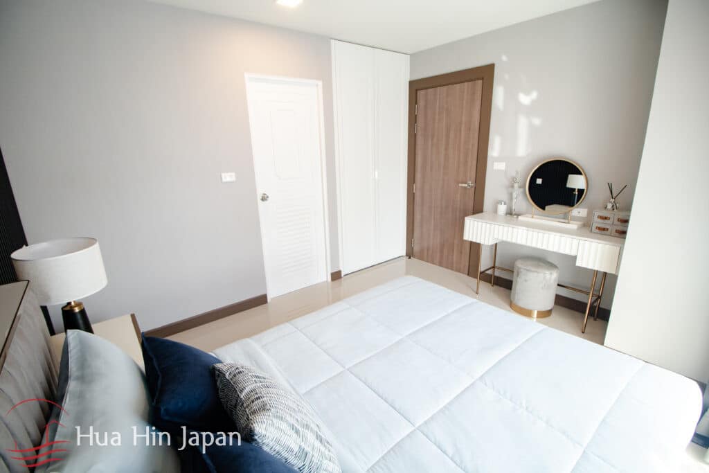 Spacious 2 Bedroom Unit in Newly Completed Condominium for Sale near BluPort, Hua Hin - Soi 102 - photo 12