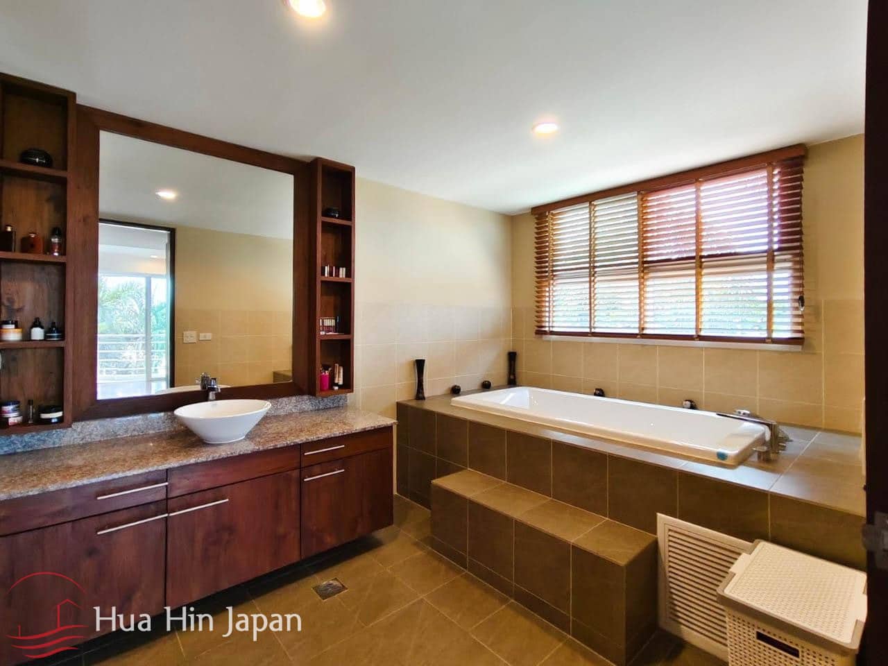 3 Bedroom Condo