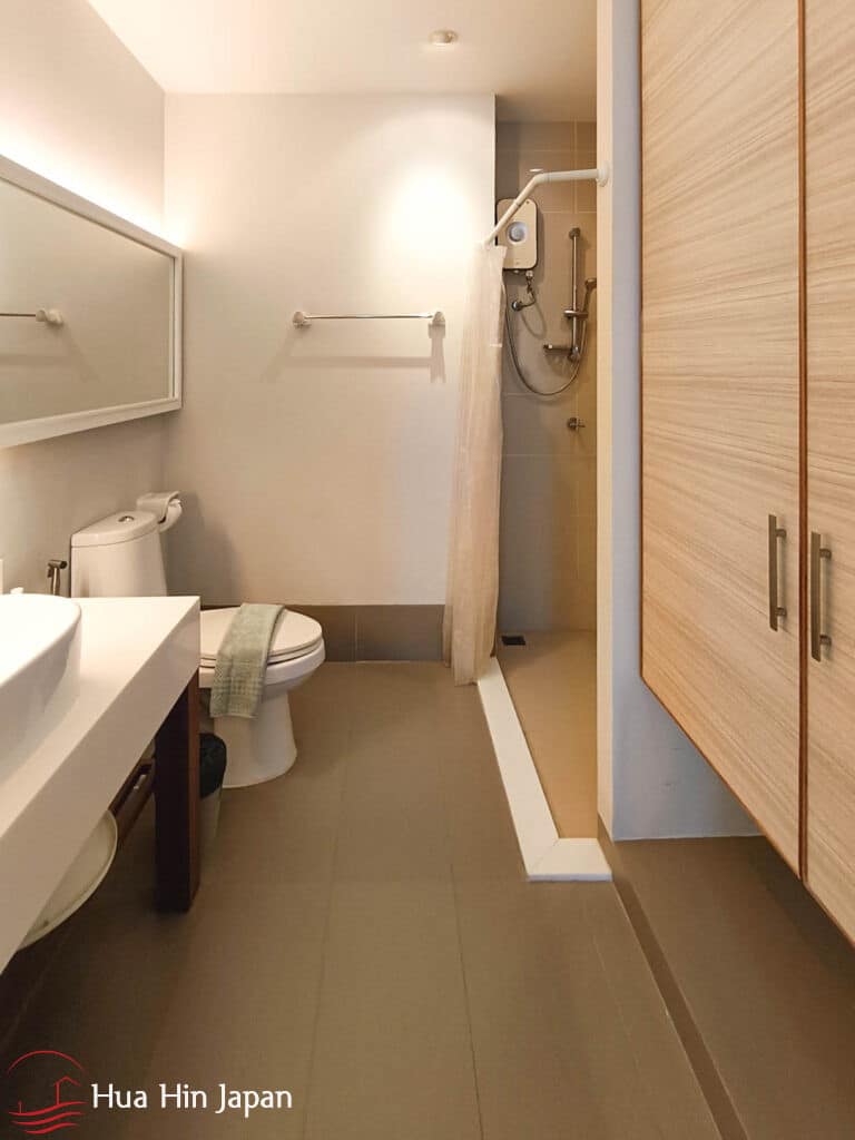 **Huge Price Reduction!** One Bedroom Pool View on Dolphin Bay Beach - Pranburi - photo 4