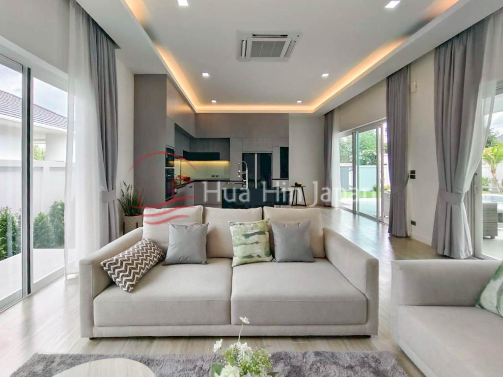 Top Quality 3 Bedroom Pool Villa Close To Hua Hin Center for Sale (Off-Plan and Under Construction) - Hin Lek Fai - photo 10