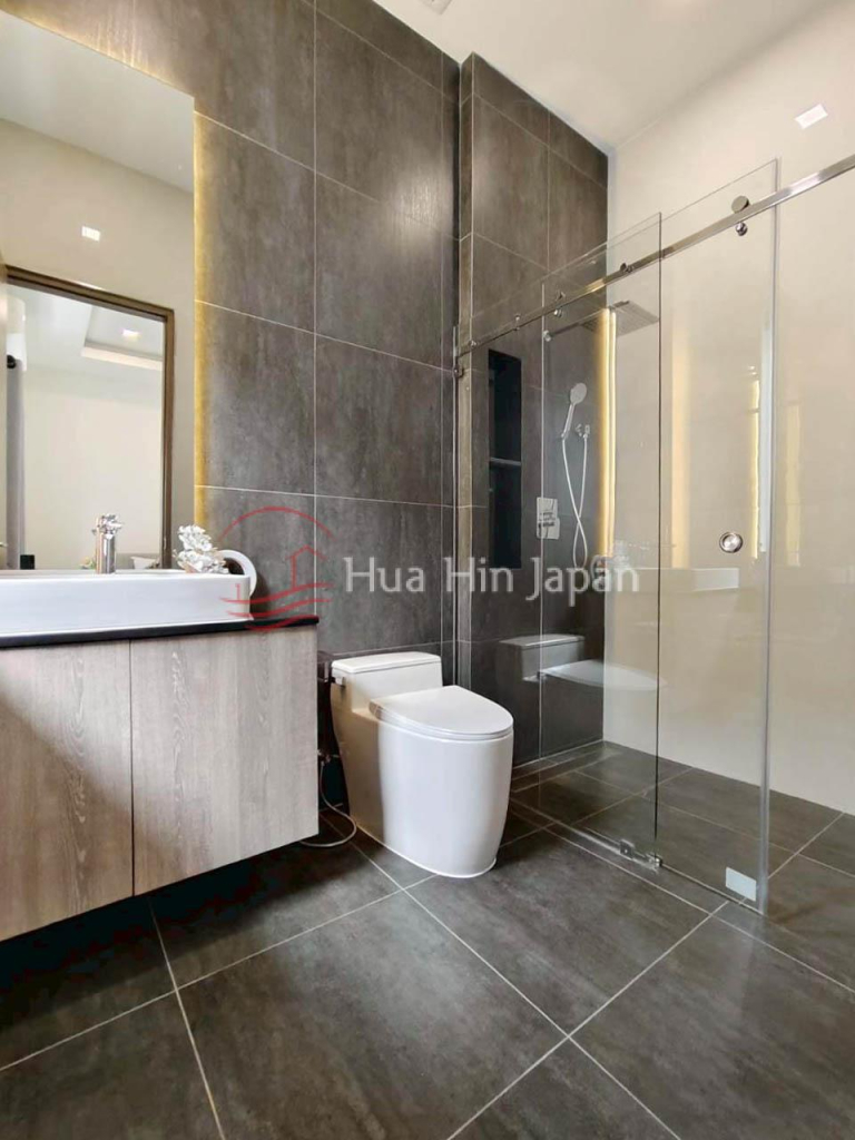 Top Quality 3 Bedroom Pool Villa Close To Hua Hin Center for Sale (Off-Plan and Under Construction) - Hin Lek Fai - photo 2