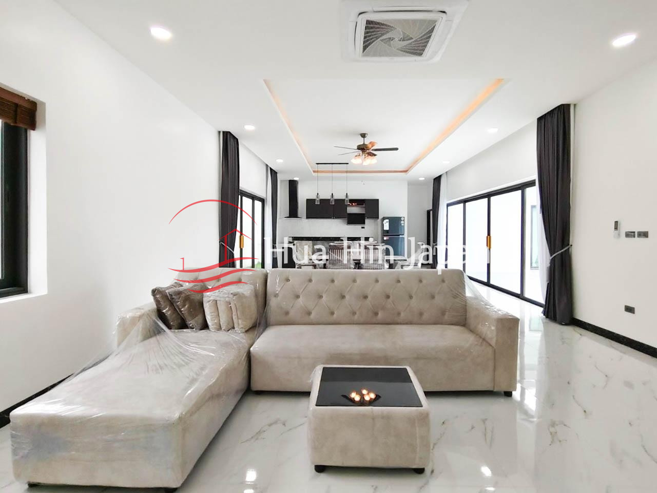 Prime Location! Contemporary 3-Bedroom Pool Villa 5km from Bluport Shopping Mall and Beach in Hua Hin (Off-plan & Unfurnished) - Hua Hin - photo 15