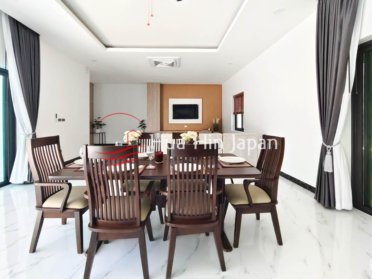 Prime Location! Contemporary 3-Bedroom Pool Villa 5km from Bluport Shopping Mall and Beach in Hua Hin (Off-plan & Unfurnished) - Hua Hin - photo 2