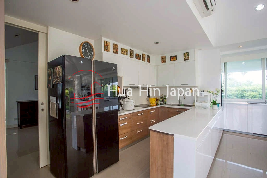 Modern 4-Bedroom Pool Villa for Sale: Palm Village Hua Hin - Cha-Am - photo 13