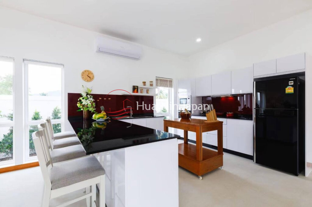 Modern and Spacious 3 Bedroom Pool Villa near Black Mountain Golf course and HHIS school for Sale, Hua Hin (Off plan) - Hua Hin - photo 3