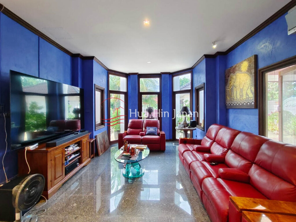 Solid 4 bedroom Pool Villa On 1 Rai Land near town for Sale in Hua Hin (Unfurnished) - Hua Hin - photo 12